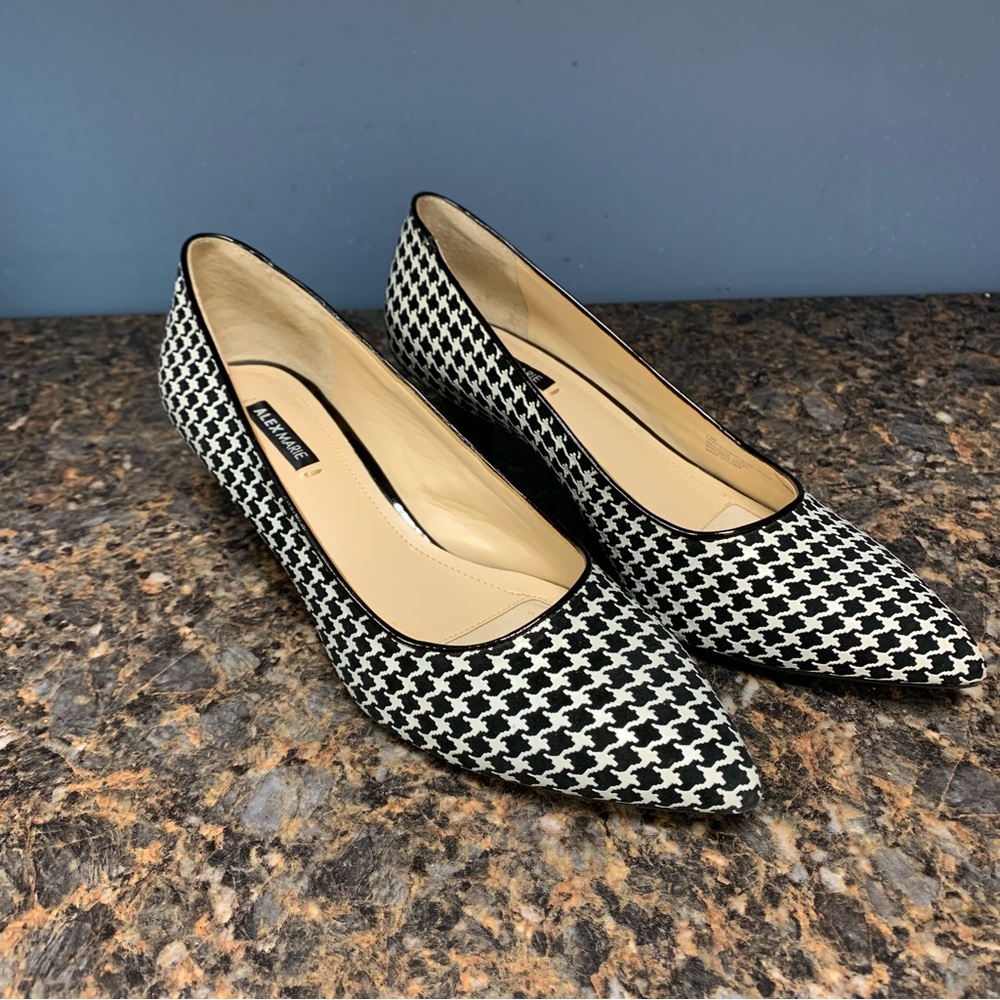 COPY - NIB Alex Marie Zooey Two Houndstooth Pumps Heels 7.5M